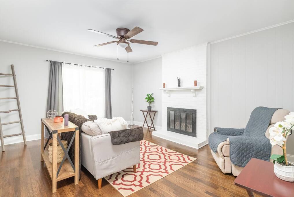 Spotless 4Br Near Clt Uptown, Fast Wi-Fi Apartman Charlotte Kültér fotó