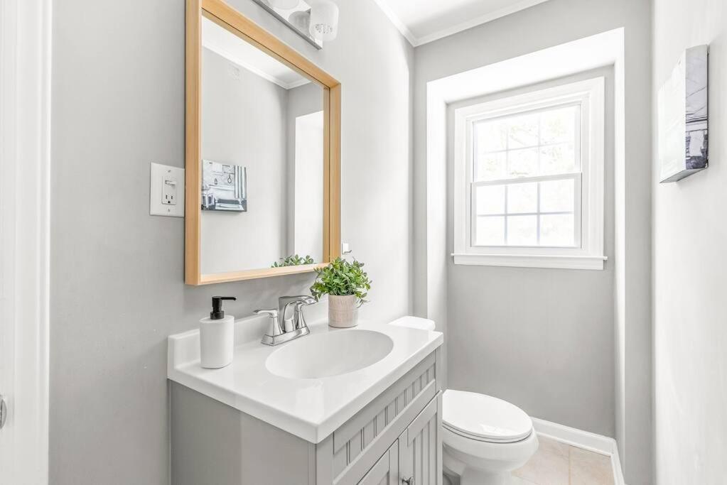 Spotless 4Br Near Clt Uptown, Fast Wi-Fi Apartman Charlotte Kültér fotó